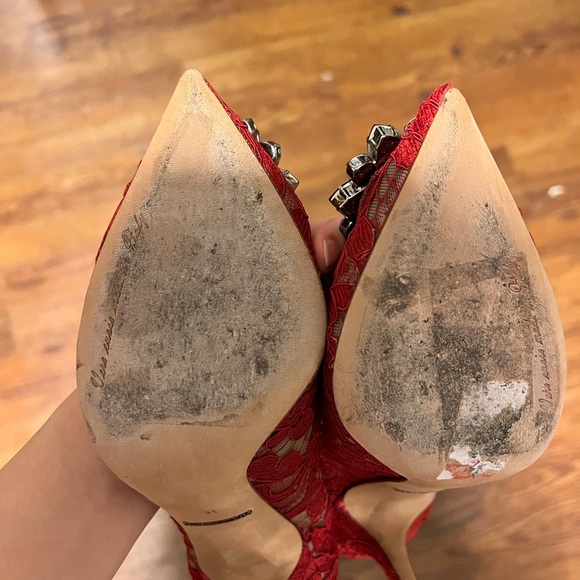 SOLD Dolce&Gabbana red lace heels - Picture 5 of 6